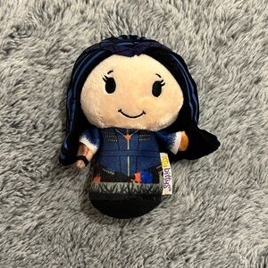 🍀5/20$ Figurine peluche Disney Hallmark Descendants Evie Itty Bitty Read